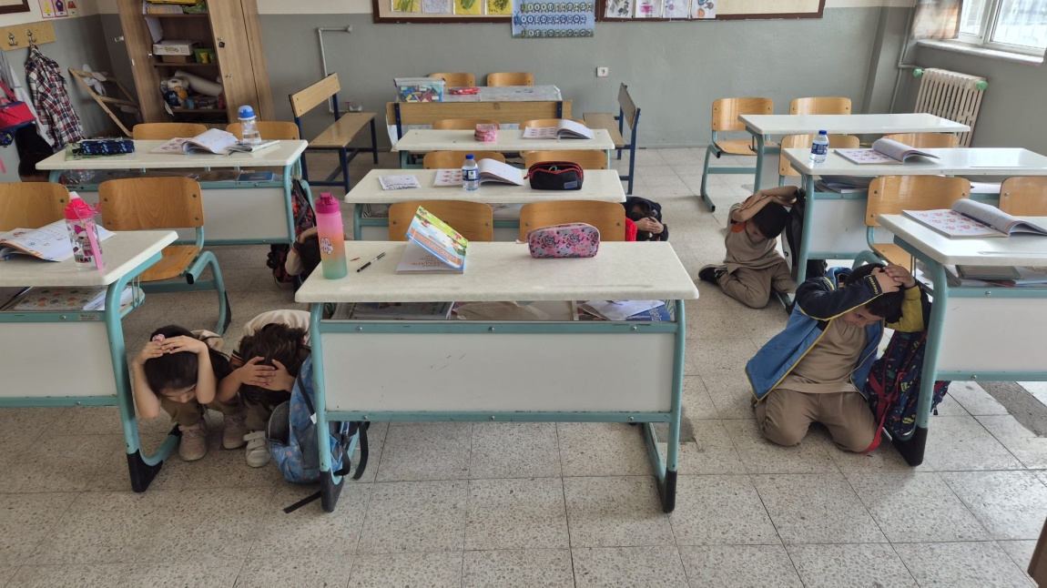 Deprem Tatbikatı